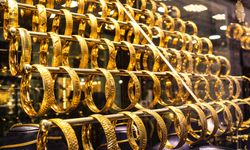 Altındaki sert yükselişin nedenleri ne? yatırımcıların tutumu nasıl olmalı?