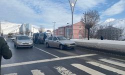 Bitlis’te maddi hasarlı trafik kazası