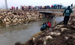 Otomobil Kanala Devrildi: 3 Çocuk Ölmüştü, 1 Kişi Halen Bulunamadı, Suriye’de de aranacak