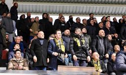 Bitlisspor’a Tribünden Destek: Karakaya ve Tanğlay Maçı Tribünlerde İzledi