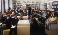 Bitlis’te “Ailece Kitap Okuyor” Etkinliği Yoğun İlgi Gördü