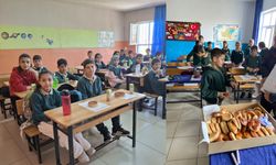 Güroymak’ta öğrencilere bin 800 simit ve poğaça dağıtıldı