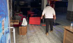 Bitlis’te iş yerini su basan esnaftan tepki: Her yağışta halimiz bu!