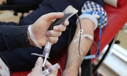 Oruçlu iken kan vermek veya kan almak orucu bozar mı?