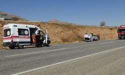 Takla atan minibüste bir kişi yaralandı