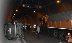 8 Ağustos Tüneli’nde Kaza: 2 Yaralı