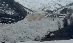 Hakkari'de Çığ Tehlikesi: Köy Halkı Facianın Eşiğinden Döndü