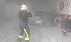 Van oto sanayisinde araç yangını
