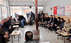 Bitlis Valisi Karakaya Ahlat’ta Esnafla Buluştu