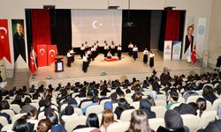 Bitlis'te İstiklal Marşı'nın 105. Yılı Kutlandı