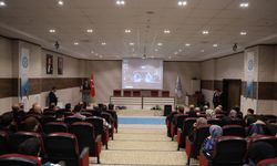 BEÜ'de “Modern Toplumsal Hayatta İmam-Hatiplik ve Mihrap Rehberliği” Konferansı Düzenlendi