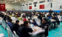 Hizan’da “Gönül Sofrası” İftar Programı Düzenlendi