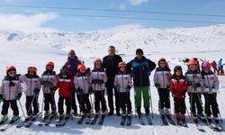 Rektör Elmastaş’tan Kayak Altyapı Antrenmanlarına Ziyaret