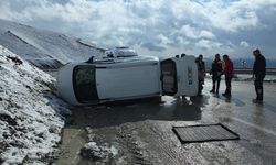 Van'da devrilen kamyonette bir kişi yaralandı