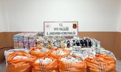 Van’da Kaçakçılığa Darbe: 4,1 Milyonluk Malzeme Ele Geçirildi