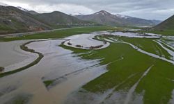 Sular Altında Kalan Güzeldere Menderesleri  Göl Görünümüne Büründü