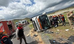 Diyarbakır’da Yolcu Otobüsü Devrildi: 1 Ölü, 13 Yaralı