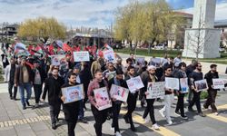 Van YYÜ’de “Kampüsten Tek Yürek Gazze” yürüyüşü düzenlendi