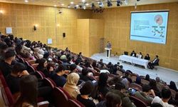 Bitlis Eren Üniversitesi’nde Bağımlılıkla Mücadele Eğitimi Düzenlendi