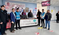 Bitlis’te Öğrencilerden Sağlık Çalışanlarına Anlamlı Hediye