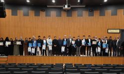 19 hafız öğrenci belge almaya hak kazandı