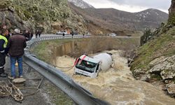Tatvan'da dereye düşen mikserin sürücüsü Aras'tan acı haber