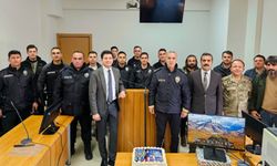 Tatvan Adliyesinde polis memurlarına sürpriz kutlama