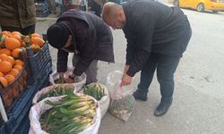 Şifa Kaynağı 'Çiriş' Otu Bitlis'te Tezgahlardaki Yerini Aldı