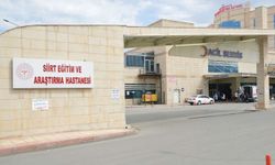 Siirt’te 10 Öğrenci Zehirlenme Şüphesiyle Hastaneye Kaldırıldı