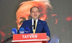 Yeniden Refah Partisi Genel Başkanı Erbakan Bitlis'te Konuştu