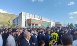 Bitlis Dev Ekran Başında Tek Yürek Oldu