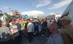 Van'da Minibüs ile Otomobil Çarpıştı: 5 Yaralı