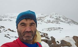 Diyarbakırlı Dağcıdan Süphan Dağı Zirvesine Tek Başına Başarılı Tırmanış