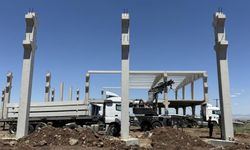 Beton blok altında kalan 1 işçi daha öldü