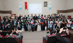 Bitlis Eren Üniversitesi'nde Uluslararası Öğrenciler Mezuniyet Coşkusu Yaşadı