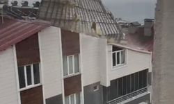Bitlis'te fırtına çatı uçurdu