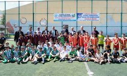 Bitlis’te İlkokullar Arası Futbol Turnuvası Başladı