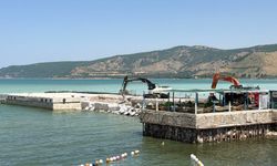 Tatvan'da Güvenlik Riski Taşıyan İskele Yenileniyor