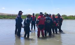 Muş’ta çaya düşerek kaybolan 6 yaşındaki çocuktan acı haber