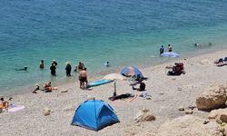 Ege'yi Aratmayan Manzara Bitlis'te: Adilcevaz Plajları İlgi Odağı