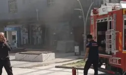 Çarşı merkezinde trafo patladı: Esnaf kalıcı çözüm bekliyor
