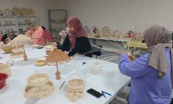 5 Bin Yıllık Sepet Örücülüğü Sanatı Bitlis'te Yaşatılıyor