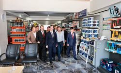 Vali Karakaya Ahlat'ta Esnafla Bir Araya Geldi