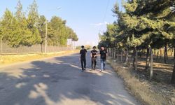 Batman'da mahalle sakinlerinden kaldırım talebi: Kazalar meydana gelmeden önlem alınmalı