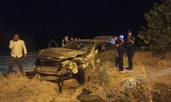 Tır İle İki Otomobil Çarpıştı: 7 Kişi Yaralandı
