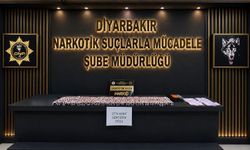 Diyarbakır’da 2 Bin 776 Sentetik Ecza Ele Geçirildi