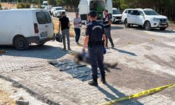 Mezarlıkta Silahla Vurulmuş Halde Ölü Bulundu