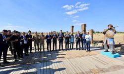 Bakan Yardımcısı Çelik Ahlat'ta incelemelerde bulundu