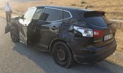 Batman'da kamyon ile otomobil çarpıştı: 2 yaralı
