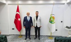 HÜDA PAR Genel Başkanı Yapıcıoğlu'ndan Güroymak Belediyesine ziyaret